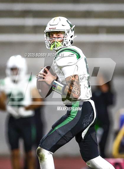 Thumbnail 2 in St. Joseph @ Clovis West CIF Central section Division 1-AA Quarterfinals photogallery.