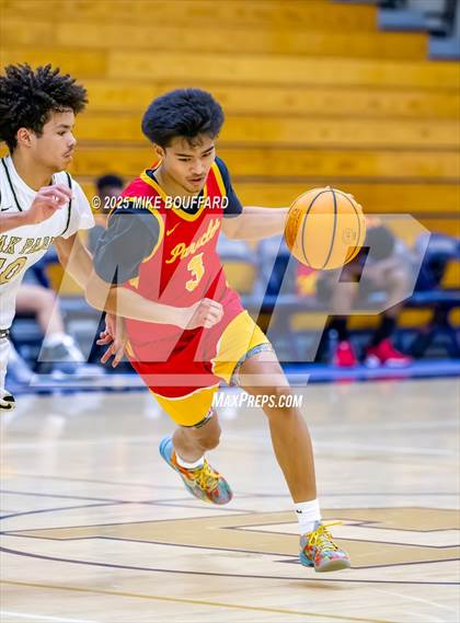 Thumbnail 3 in Oak Park vs Paraclete (Santa Barbara Holiday Classic) photogallery.