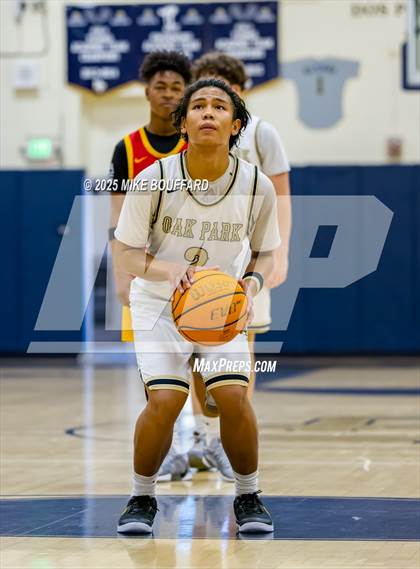 Thumbnail 3 in Oak Park vs Paraclete (Santa Barbara Holiday Classic) photogallery.