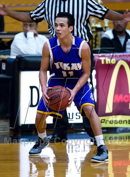 Thumbnail 2 in Tokay vs. Bethel (McDonald's Classic) photogallery.
