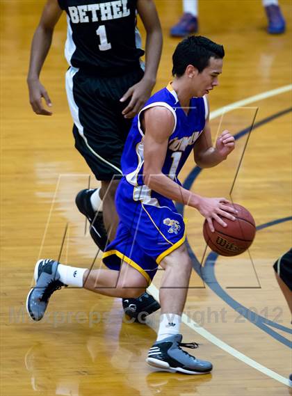 Thumbnail 2 in Tokay vs. Bethel (McDonald's Classic) photogallery.