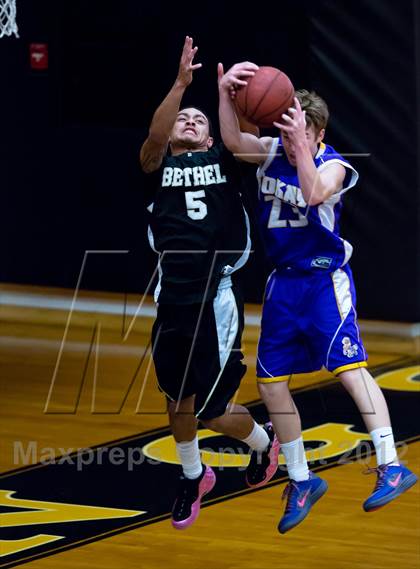 Thumbnail 2 in Tokay vs. Bethel (McDonald's Classic) photogallery.