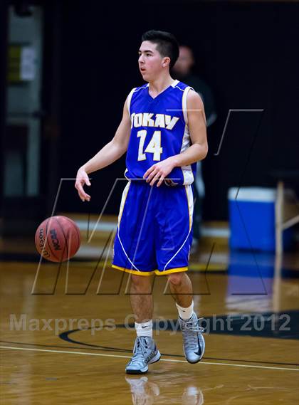 Thumbnail 2 in Tokay vs. Bethel (McDonald's Classic) photogallery.