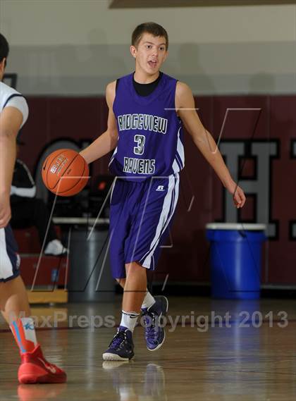 Thumbnail 2 in Bellarmine-Jefferson vs. Ridgeview (MaxPreps Holiday Classic) photogallery.