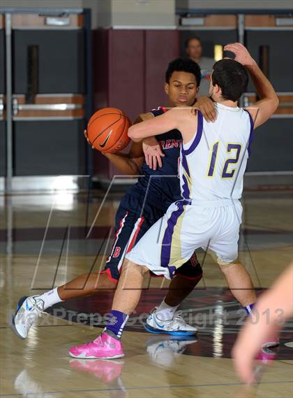 Thumbnail 3 in Bellarmine-Jefferson vs. Ridgeview (MaxPreps Holiday Classic) photogallery.