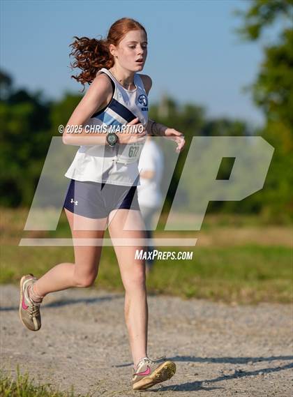 Thumbnail 3 in Heathwood Hall Highlander Invitational photogallery.