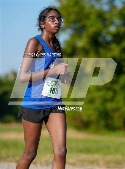 Thumbnail 1 in Heathwood Hall Highlander Invitational photogallery.