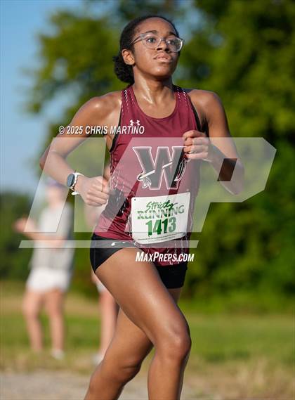 Thumbnail 1 in Heathwood Hall Highlander Invitational photogallery.