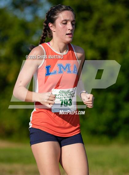 Thumbnail 3 in Heathwood Hall Highlander Invitational photogallery.