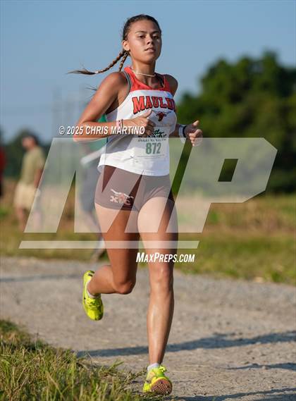 Thumbnail 2 in Heathwood Hall Highlander Invitational photogallery.