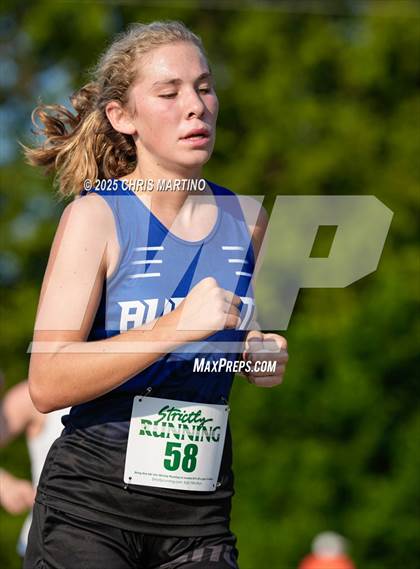 Thumbnail 2 in Heathwood Hall Highlander Invitational photogallery.