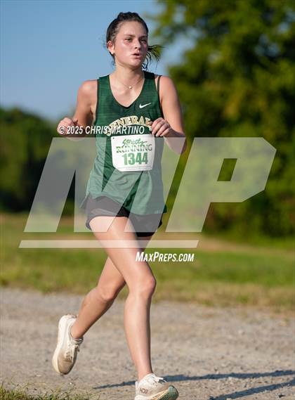 Thumbnail 2 in Heathwood Hall Highlander Invitational photogallery.