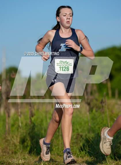 Thumbnail 2 in Heathwood Hall Highlander Invitational photogallery.