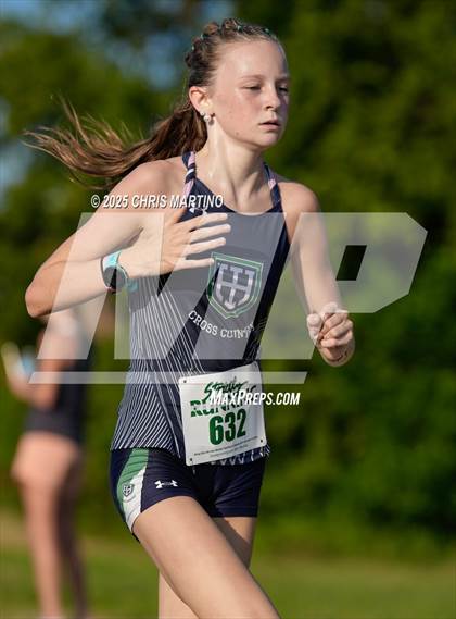 Thumbnail 3 in Heathwood Hall Highlander Invitational photogallery.