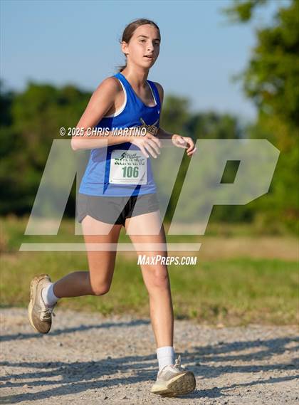 Thumbnail 3 in Heathwood Hall Highlander Invitational photogallery.