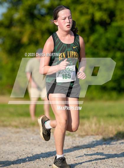 Thumbnail 3 in Heathwood Hall Highlander Invitational photogallery.