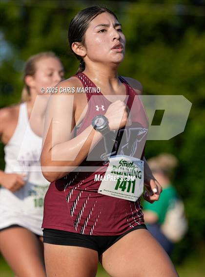 Thumbnail 1 in Heathwood Hall Highlander Invitational photogallery.