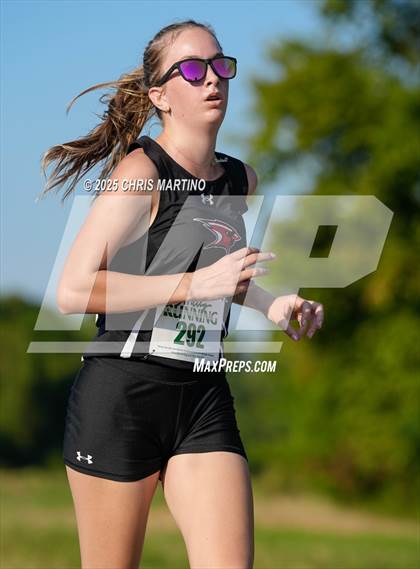 Thumbnail 2 in Heathwood Hall Highlander Invitational photogallery.