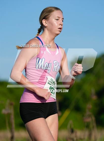 Thumbnail 2 in Heathwood Hall Highlander Invitational photogallery.