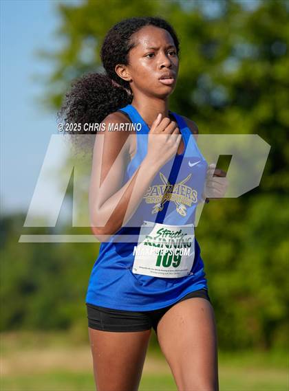 Thumbnail 1 in Heathwood Hall Highlander Invitational photogallery.