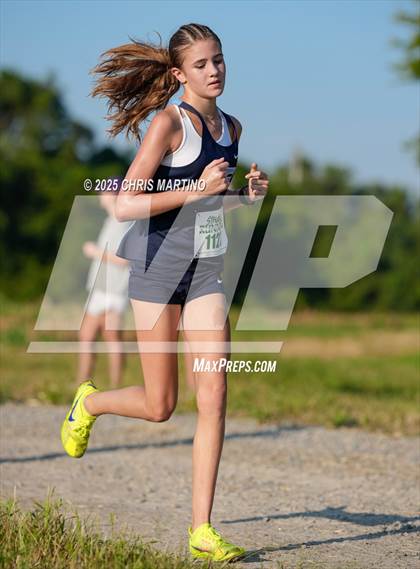 Thumbnail 1 in Heathwood Hall Highlander Invitational photogallery.