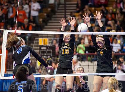 Thumbnail 3 in Grandview vs. Arapahoe (CHSAA 5A Championship) photogallery.