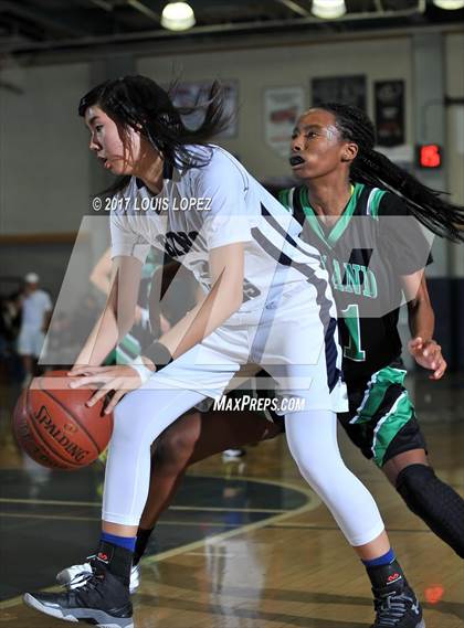 Thumbnail 1 in Upland @ Chino Hills photogallery.