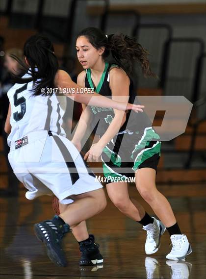 Thumbnail 1 in Upland @ Chino Hills photogallery.