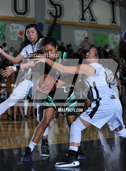 Thumbnail 2 in Upland @ Chino Hills photogallery.