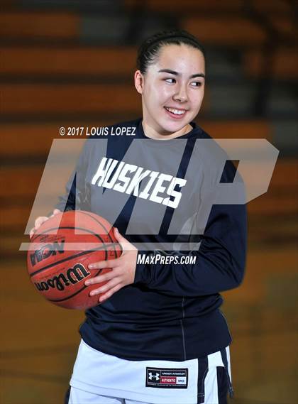Thumbnail 1 in Upland @ Chino Hills photogallery.