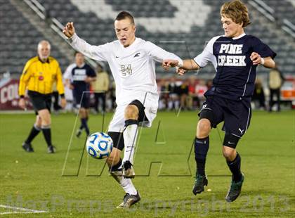 Thumbnail 3 in Pine Creek vs. Rock Canyon (CHSAA 5A Final) photogallery.