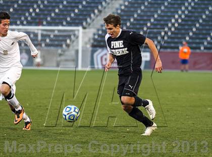 Thumbnail 2 in Pine Creek vs. Rock Canyon (CHSAA 5A Final) photogallery.