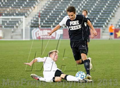 Thumbnail 3 in Pine Creek vs. Rock Canyon (CHSAA 5A Final) photogallery.