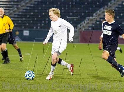 Thumbnail 3 in Pine Creek vs. Rock Canyon (CHSAA 5A Final) photogallery.