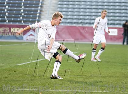 Thumbnail 2 in Pine Creek vs. Rock Canyon (CHSAA 5A Final) photogallery.