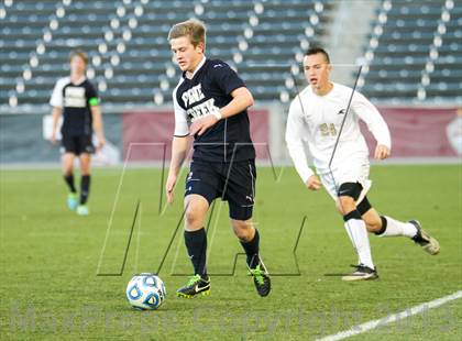 Thumbnail 2 in Pine Creek vs. Rock Canyon (CHSAA 5A Final) photogallery.