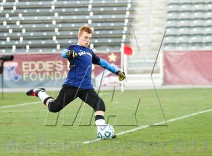 Thumbnail 2 in Pine Creek vs. Rock Canyon (CHSAA 5A Final) photogallery.