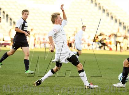 Thumbnail 2 in Pine Creek vs. Rock Canyon (CHSAA 5A Final) photogallery.