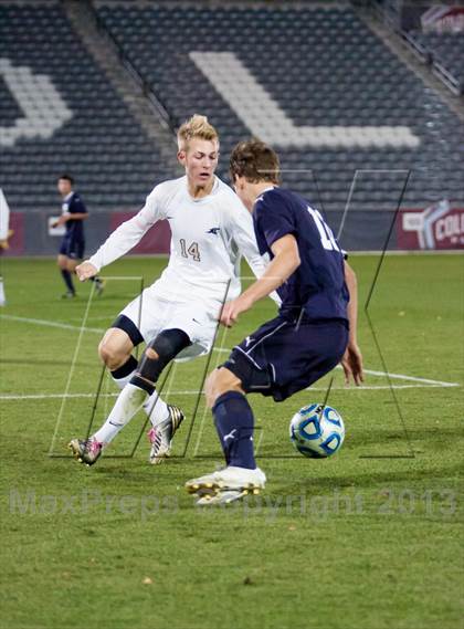 Thumbnail 2 in Pine Creek vs. Rock Canyon (CHSAA 5A Final) photogallery.