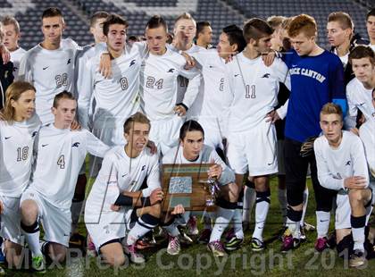 Thumbnail 1 in Pine Creek vs. Rock Canyon (CHSAA 5A Final) photogallery.