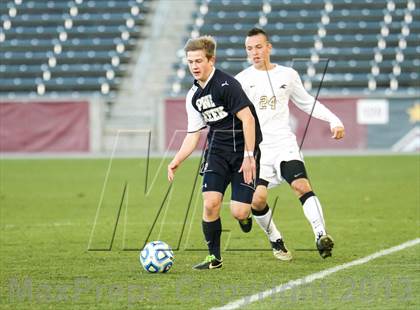 Thumbnail 3 in Pine Creek vs. Rock Canyon (CHSAA 5A Final) photogallery.