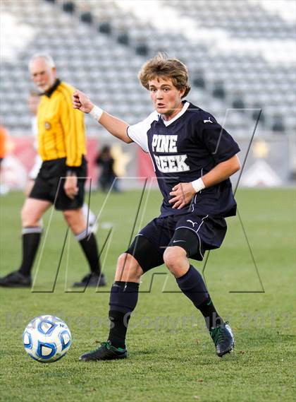 Thumbnail 1 in Pine Creek vs. Rock Canyon (CHSAA 5A Final) photogallery.
