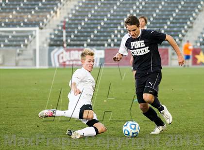 Thumbnail 2 in Pine Creek vs. Rock Canyon (CHSAA 5A Final) photogallery.