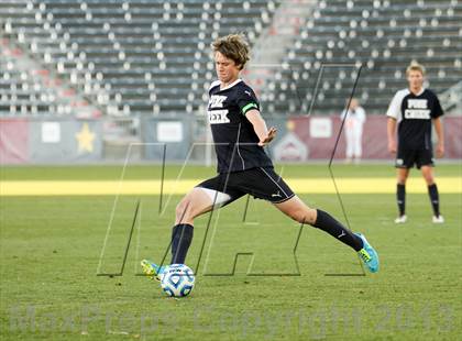 Thumbnail 2 in Pine Creek vs. Rock Canyon (CHSAA 5A Final) photogallery.