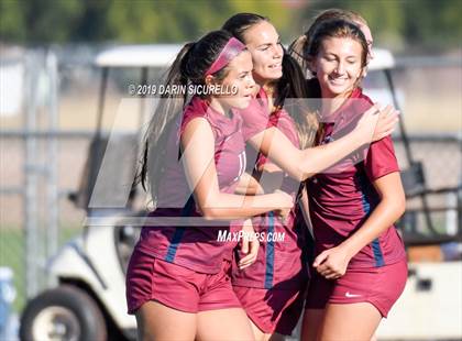 Thumbnail 2 in Perry vs. Casteel (Coyote Classic Tournament) photogallery.