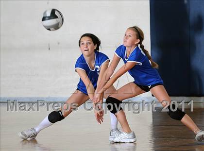 Thumbnail 1 in Bishop Gorman vs Indian Springs(Lake Mead Fall Classic) photogallery.