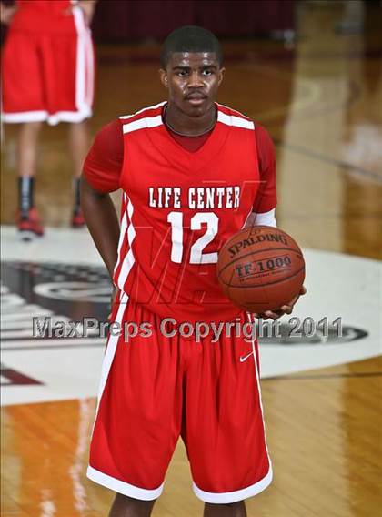 Thumbnail 3 in Life Center Academy vs. St. Mark's (Spalding Hoophall Classic) photogallery.