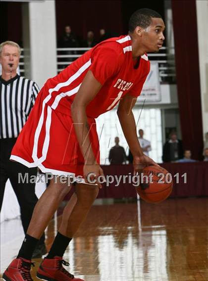 Thumbnail 2 in Life Center Academy vs. St. Mark's (Spalding Hoophall Classic) photogallery.
