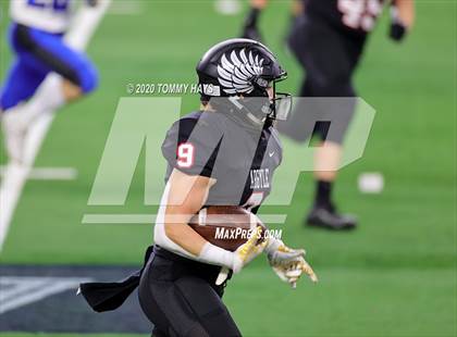 Thumbnail 1 in Argyle vs. Lindale (UIL Class 4A Division 1 State Final) photogallery.