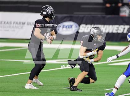 Thumbnail 1 in Argyle vs. Lindale (UIL Class 4A Division 1 State Final) photogallery.